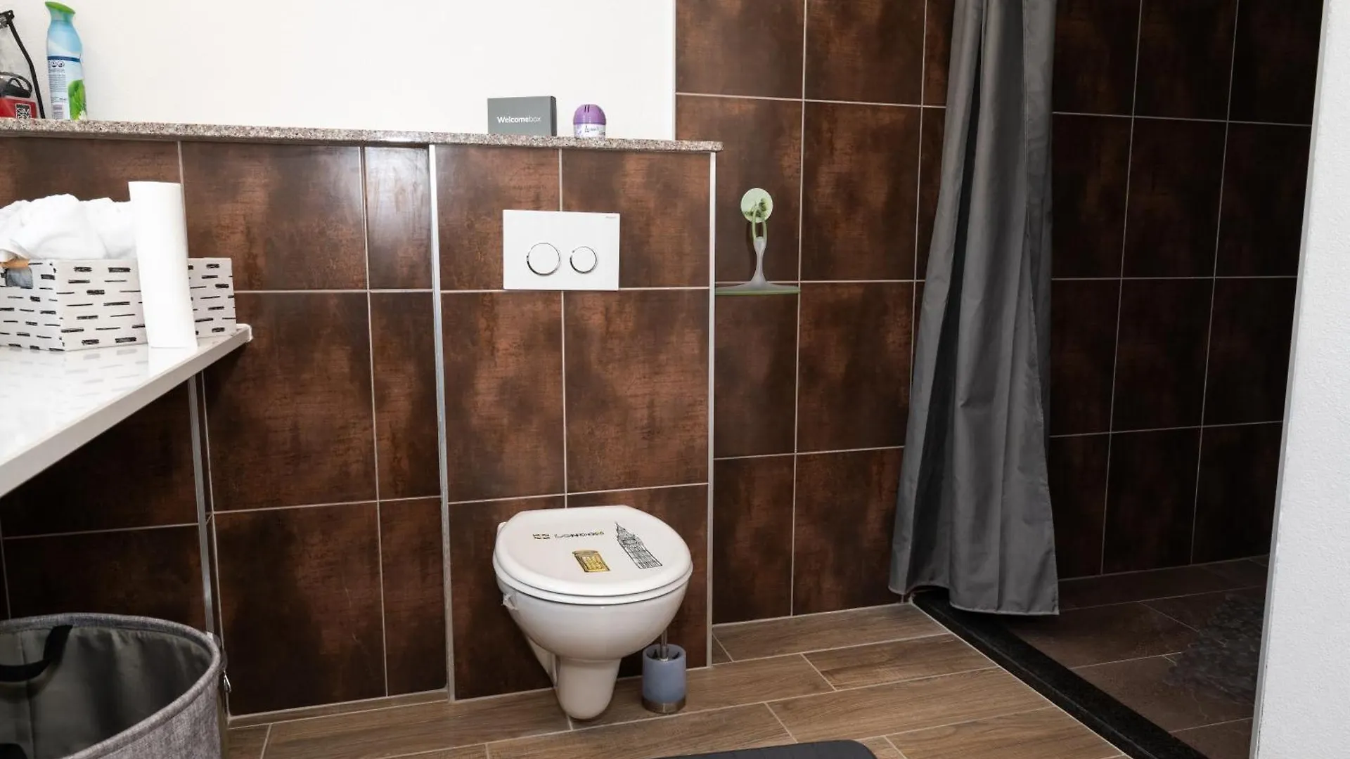 Four Points Apartman Vir