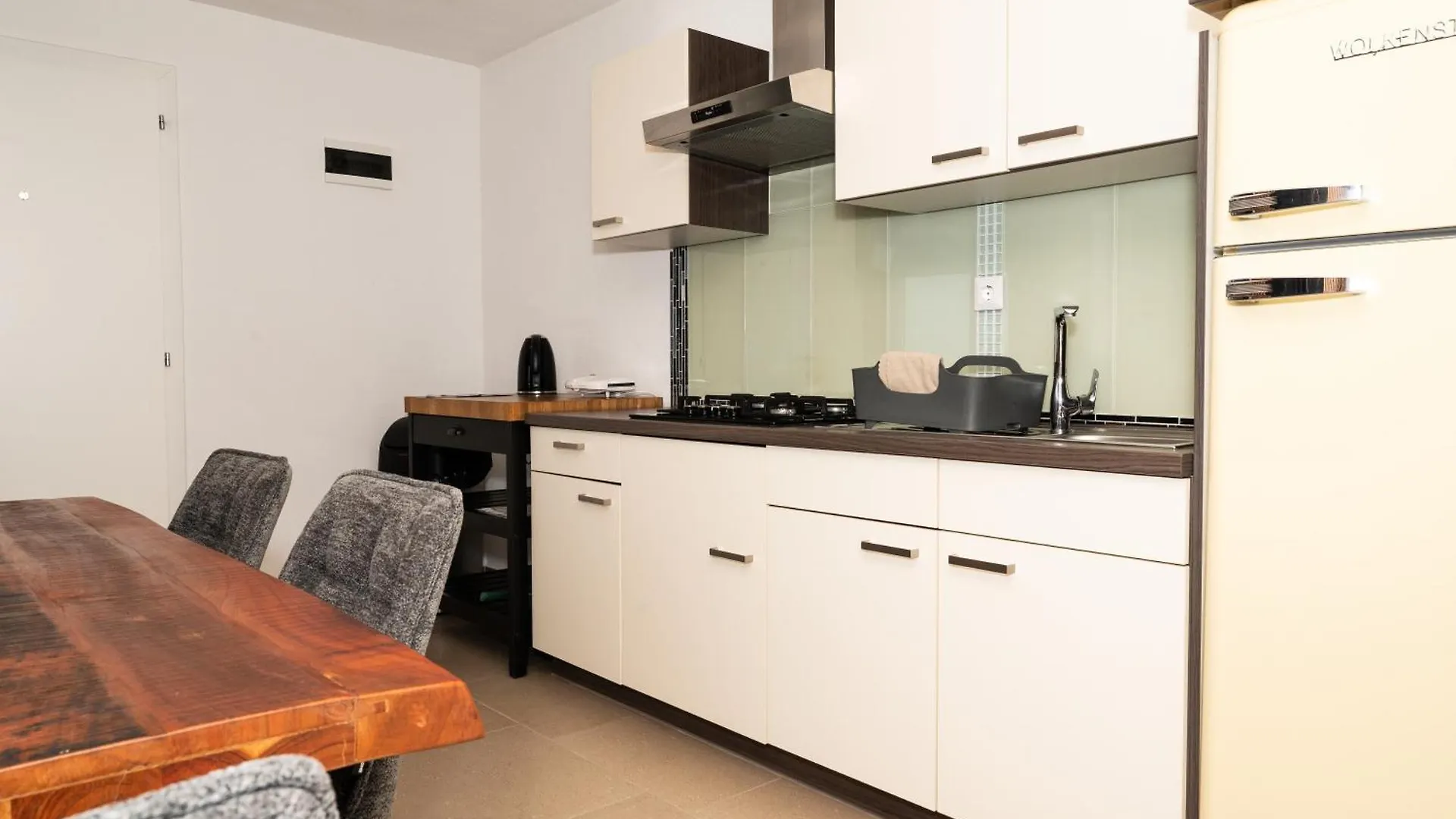 Four Points Apartman Vir Horvátország