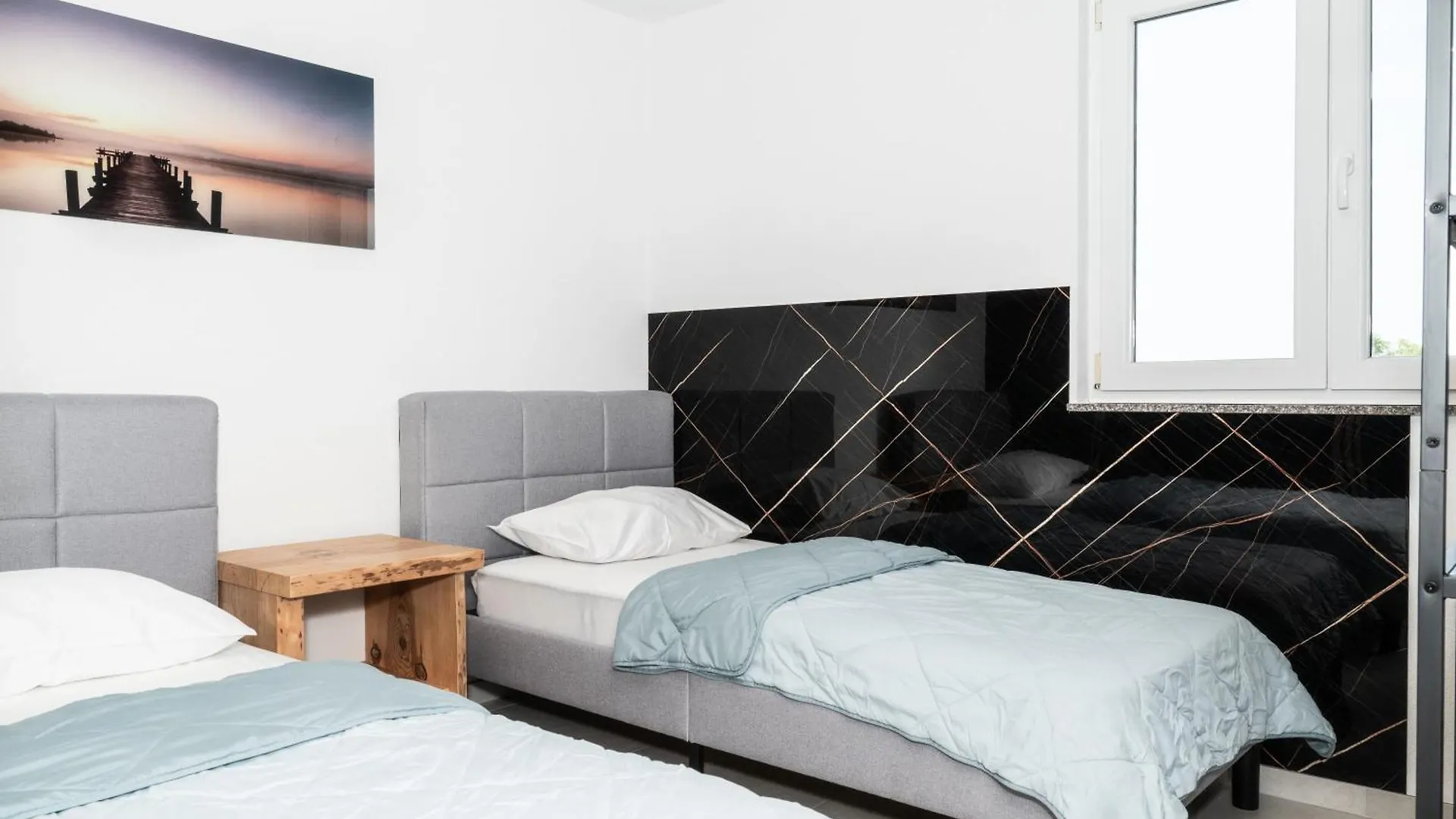 Four Points Apartman Vir 0*,