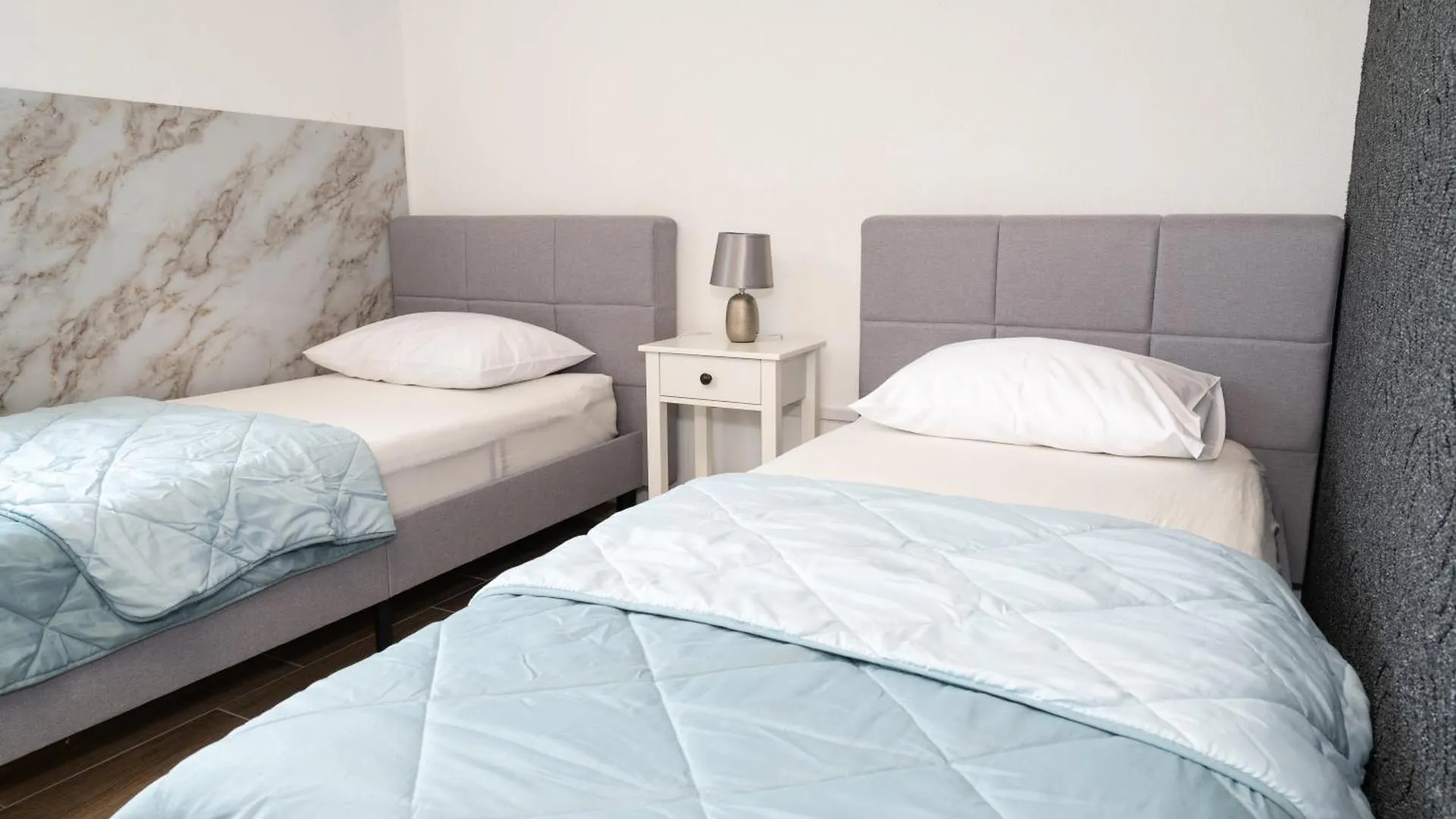 Four Points Apartman Vir Horvátország