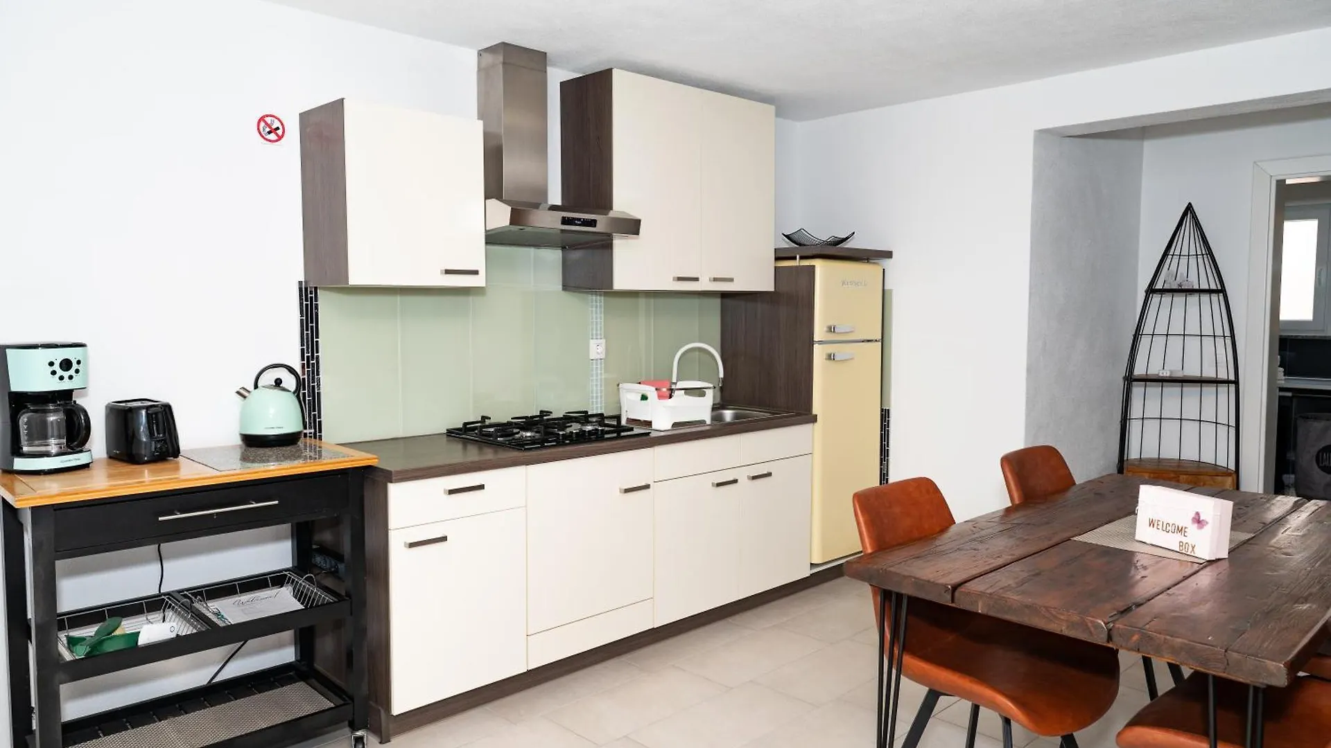 Four Points Apartman Vir