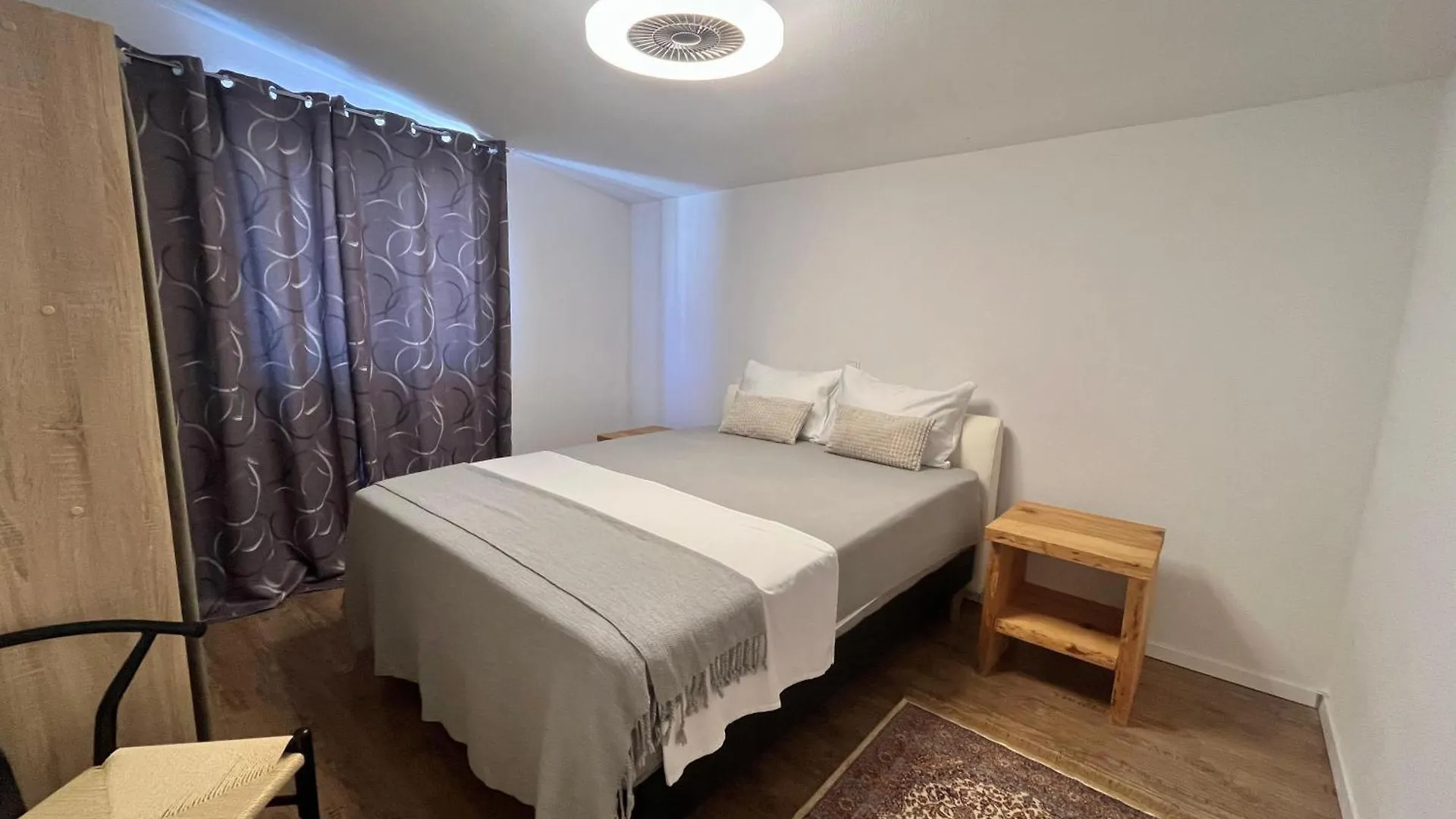 Four Points Apartman Vir
