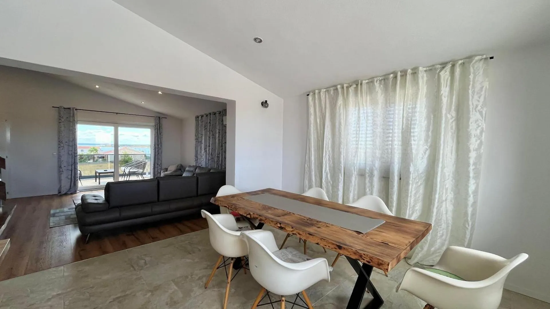 Four Points Apartman Vir Horvátország